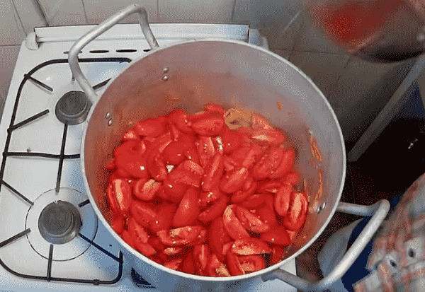 dobavlyaem-pomidory