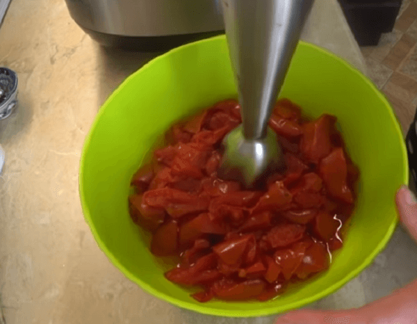 pomidory perebivaem blenderom