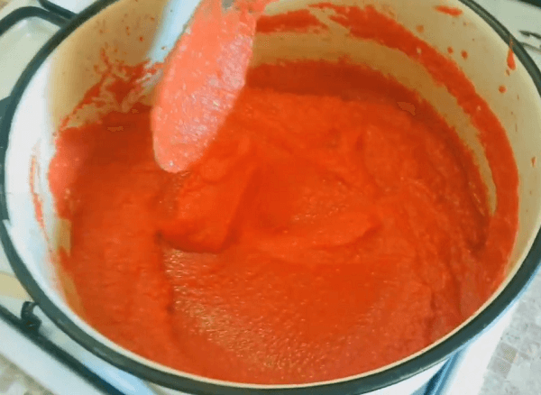 Варим томатную пасту